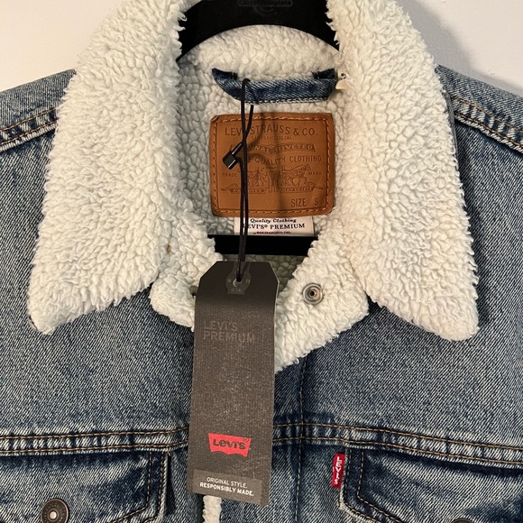 Levi’s Premium Type III Sherpa Lined Trucker Jean Jacket NWT - Picture 6 of 12